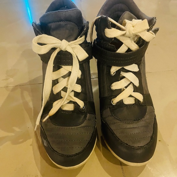 H&M Wedge Ankle Tie Shoe Boot Sz 6.5 (37) - Picture 6 of 6